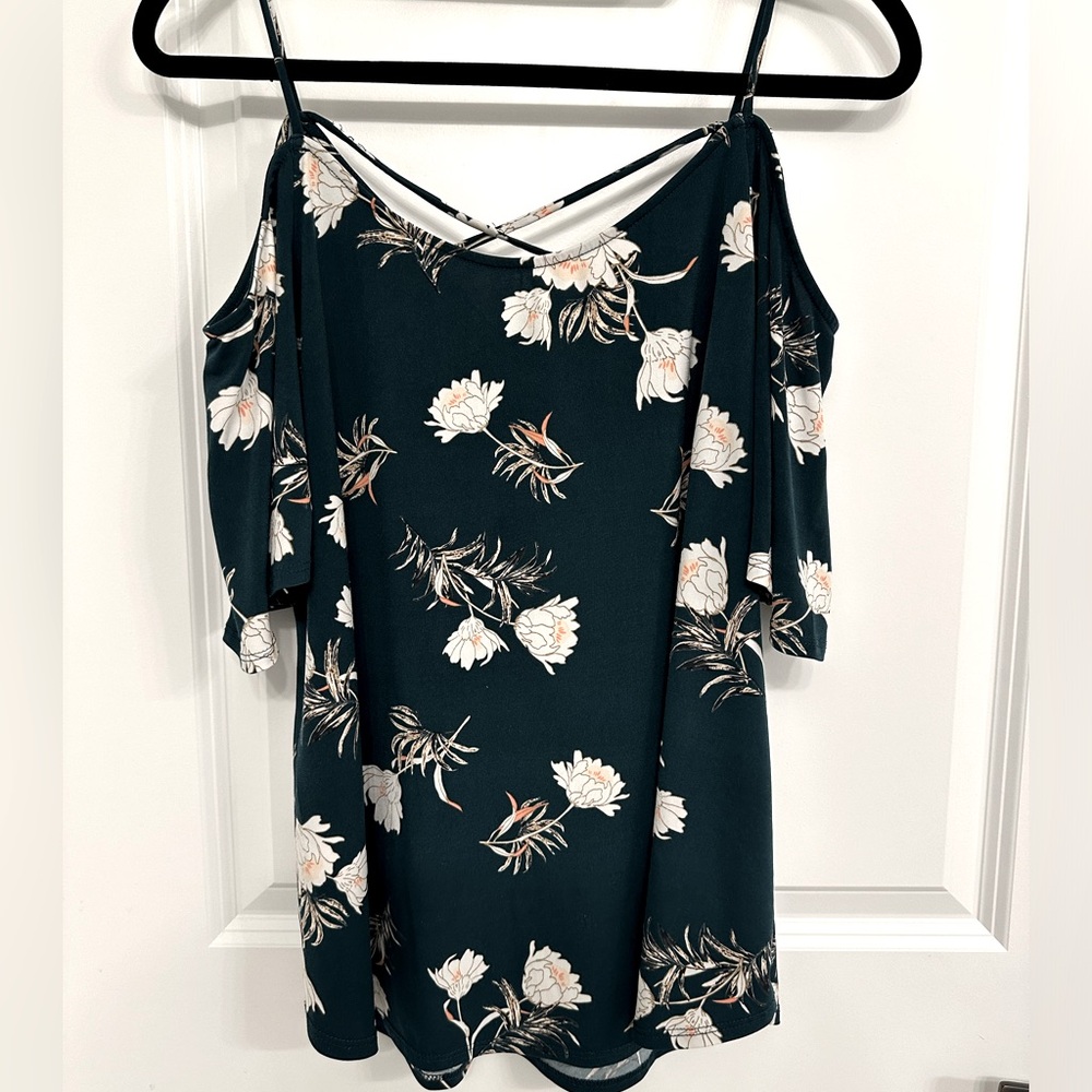 Emerald Green Cold Shoulder Top Size XL